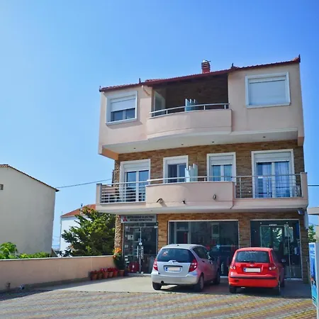 Luxury Dream House Apartman Limenária